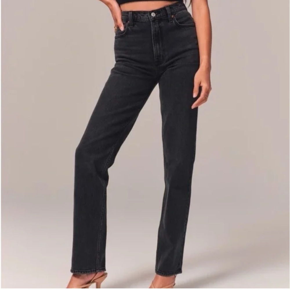 Abercrombie The 90s Straight Ultra High Rise Jeans Black Size 28/6R